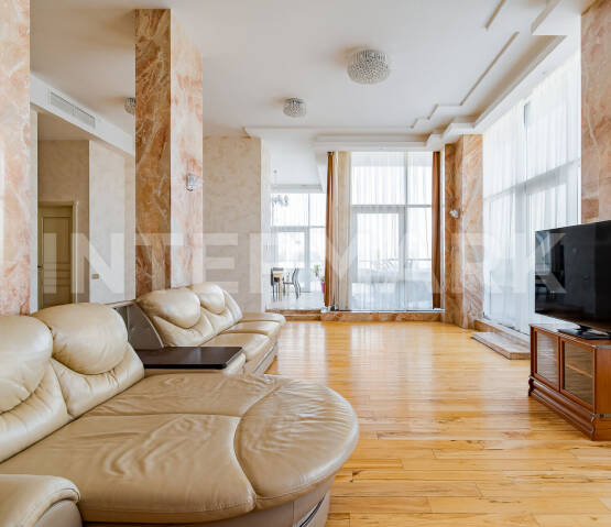 Rent Penthouse, 4 rooms Residential complex Vorobievy Gory Mosfilmovskaya Street, 70, korp. 3, Photo 1