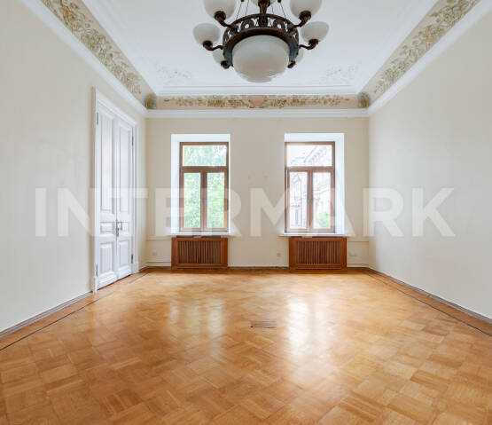 Rent Apartment, 6 rooms Romanov Lane, 3, str. 6, Photo 1