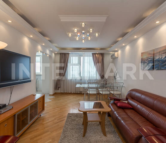 Rent Apartment, 4 rooms Sergeya Makeyeva Street, 1, Photo 1