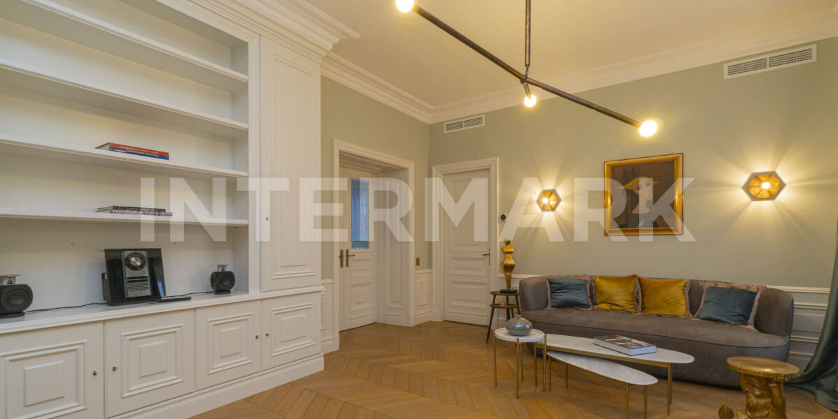 Rent Apartment, 3 rooms  Spiridonovka Street, 15, Photo 1