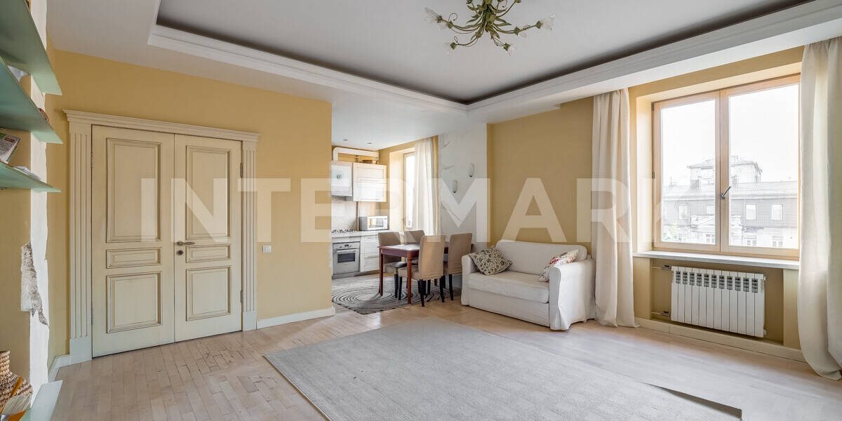 Rent Apartment, 4 rooms  Spiridonovka Street, 22/2, Photo 1