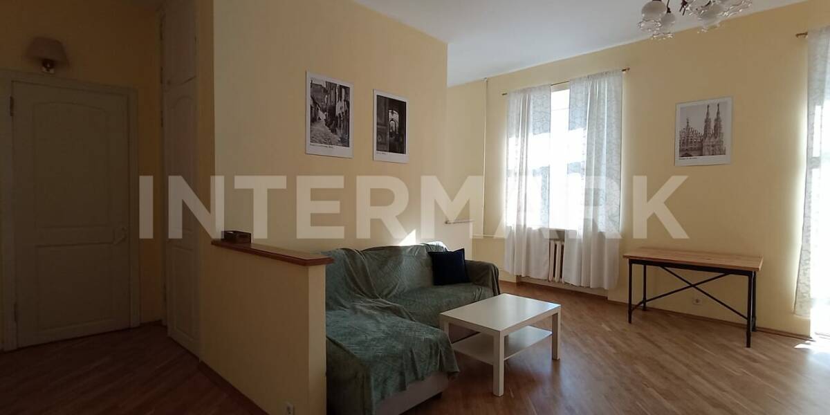 Rent Apartment, 3 rooms  Naberezhnaya Makarova, 34, Photo 1