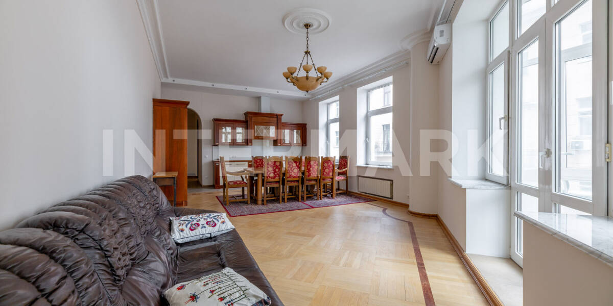 Rent Apartment, 4 rooms  Krivoarbatsky Lane, 16/22, Photo 1