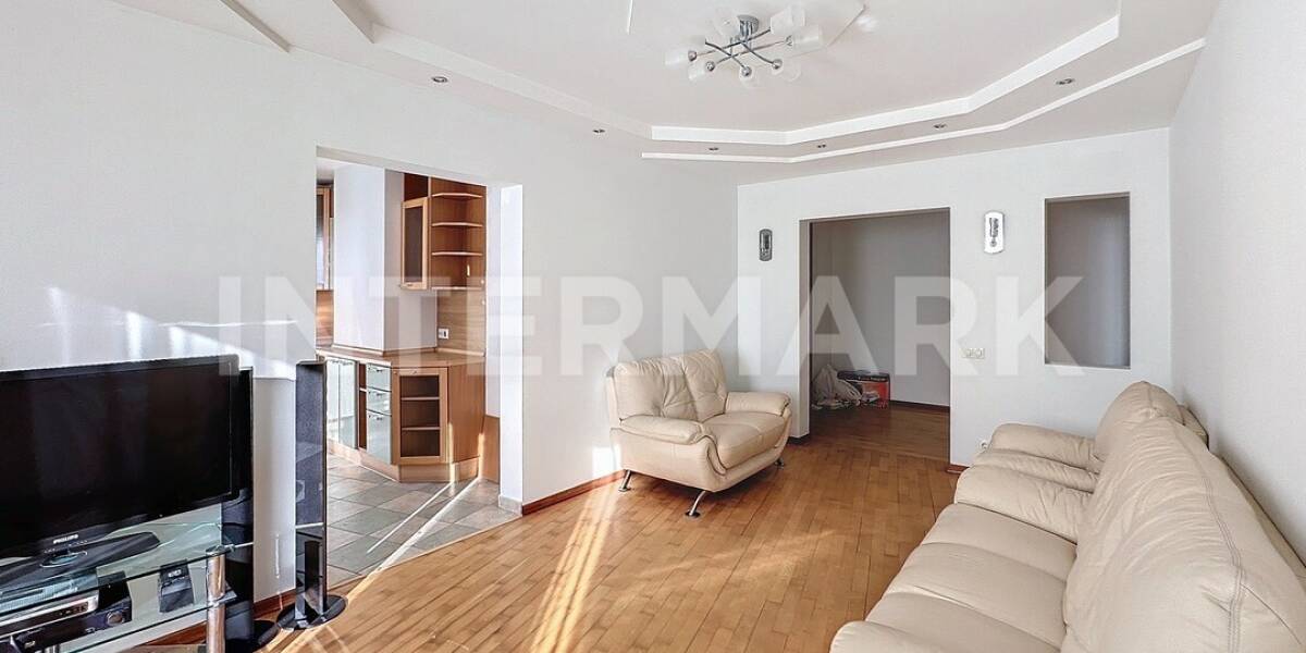 Rent Apartment, 3 rooms  Pokryshkina Street, 9, Photo 1