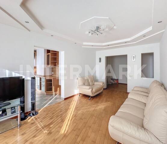 Rent Apartment, 3 rooms Pokryshkina Street, 9, Photo 1