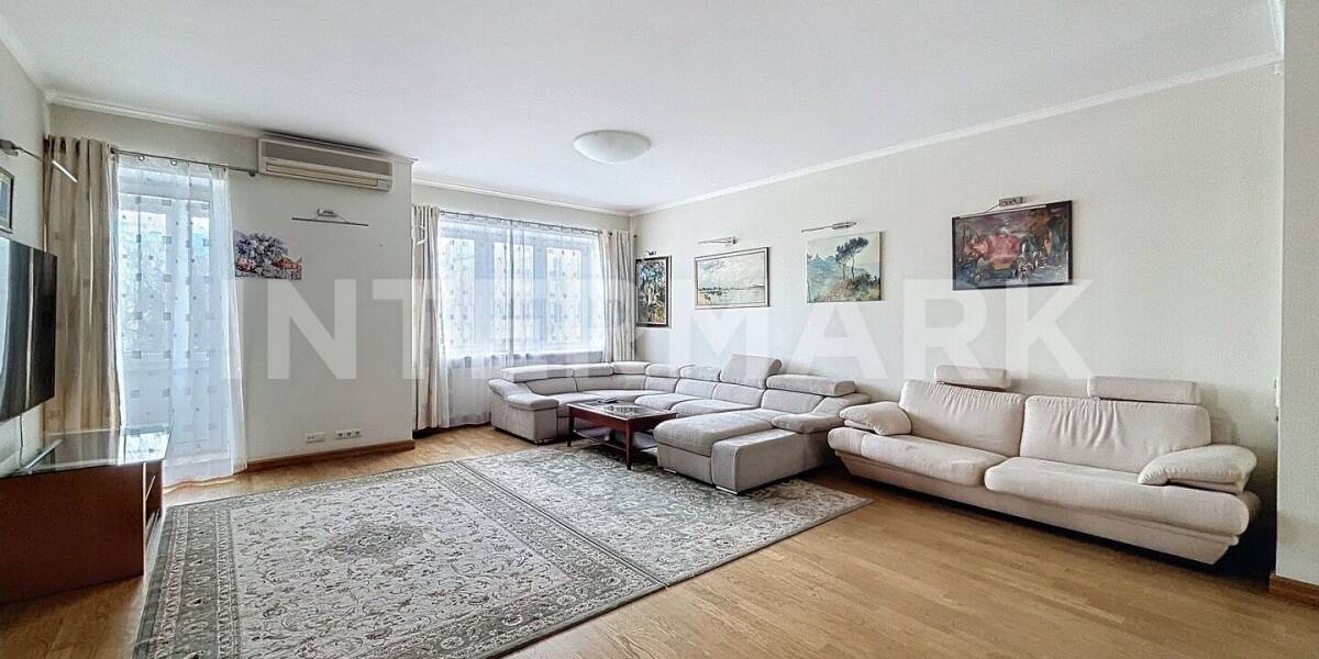 Rent Apartment, 4 rooms  Stary Tolmachyovsky Lane, 3, Photo 1