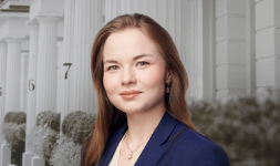 Марина Евстропова