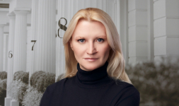 Юлия Дмитриева