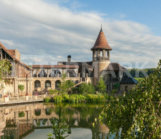 Settlement Settlement &quot;Trouville&quot; Minskoe, 16 km, Photo 1