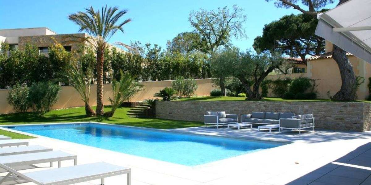 Rent  Saint-Tropez , Photo 1