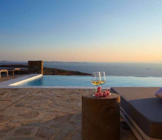  Well-designed villa with outstanding sunset and sea views Mykonos, Photo 1