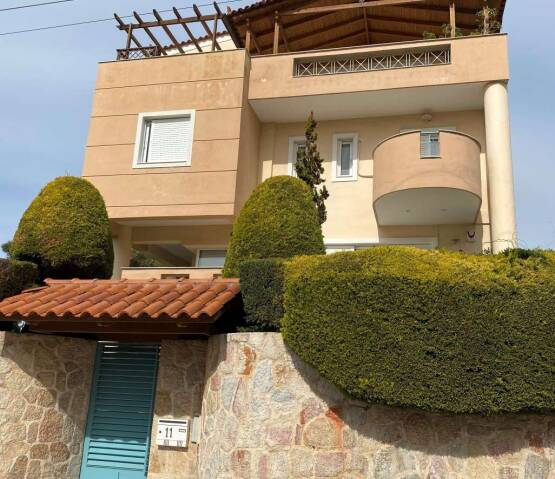  Beautiful maisonette in Voula Salamina, Фото 1