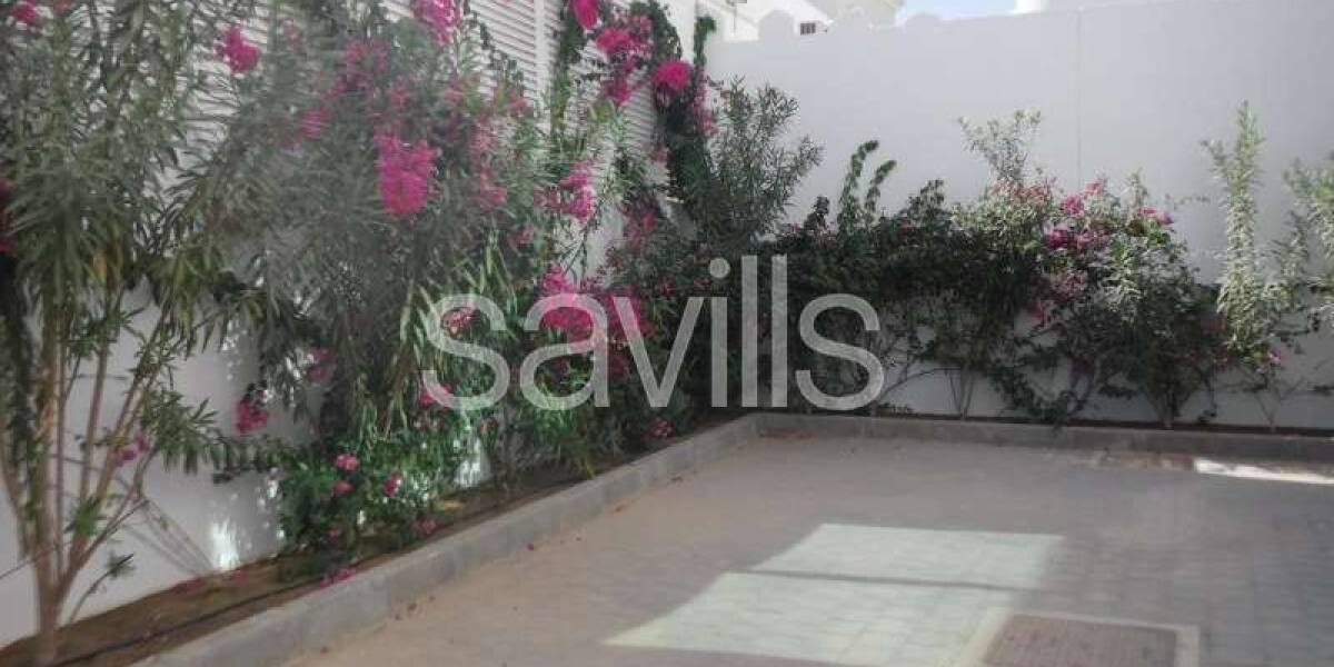 Снять в аренду  Fully furnished villa  in Azaiba Azaiba, Muscat, Фото 1