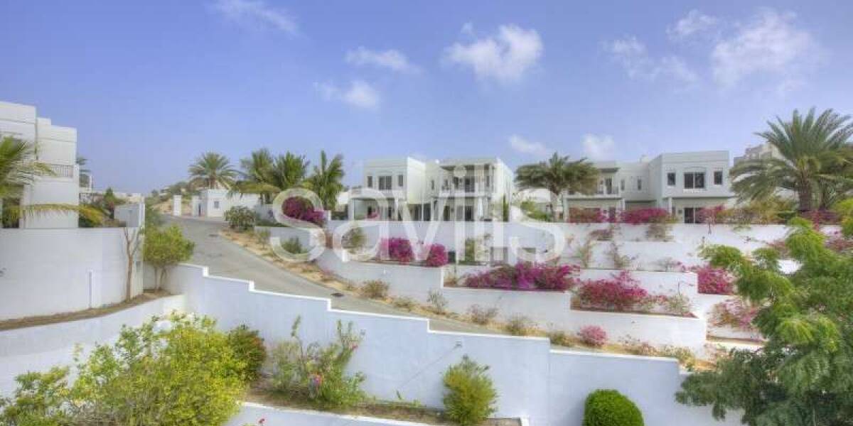 Rent  Exclusive four bedroom villa in Qurum , Photo 1