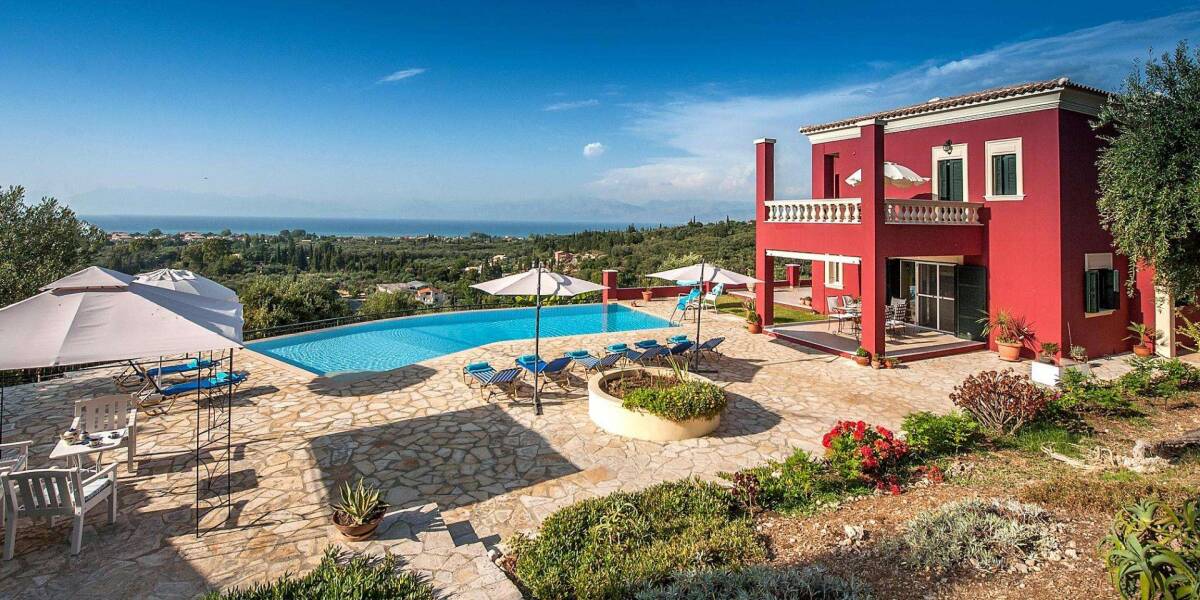  Villa with delightful views of the horizon and the sea Kassiopi, Corfu, Ionian Islands, Фото 1