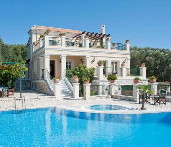  Villa in dominant position, with stunning views Corfu, Photo 1