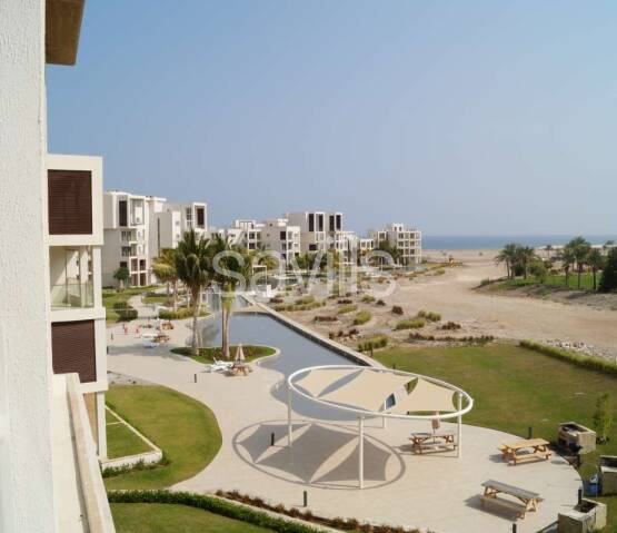  Two bedroom apartment in Golf Lake project, Jabel Sifa Muscat, Photo 1