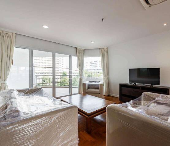 Rent  Baan Suan Plu Bangrak - Narathiwas - Rama 3, Photo 1