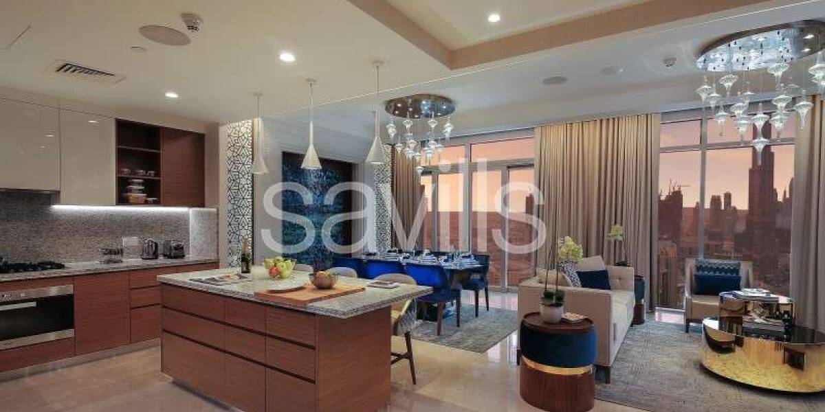  Live in the Heart of Downtown | Spacious 4 BR Apt , Photo 1