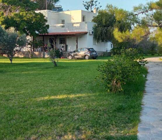  Great positioned house close to the beach Sitia, Фото 1