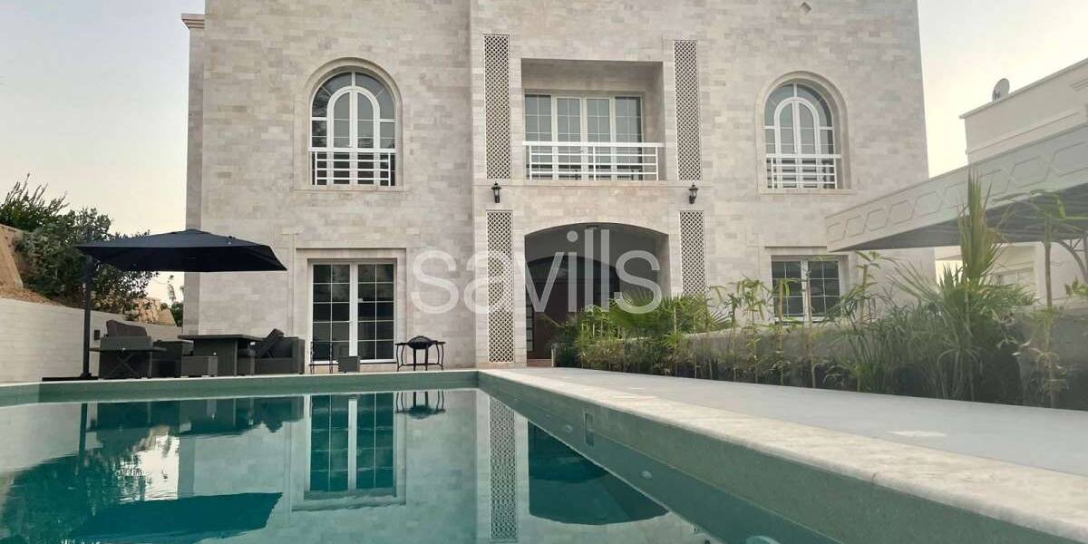 Rent  Executive 5 bedroom villa with swimming pool & magnificent views in a prime , Photo 1