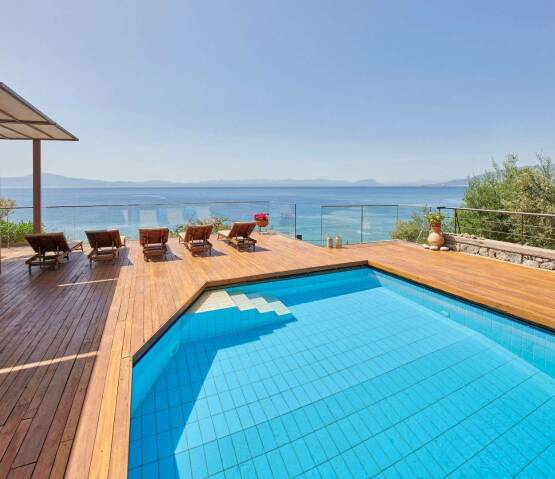  Elegant modern property located in a picturesque cove Kalamata, Photo 1