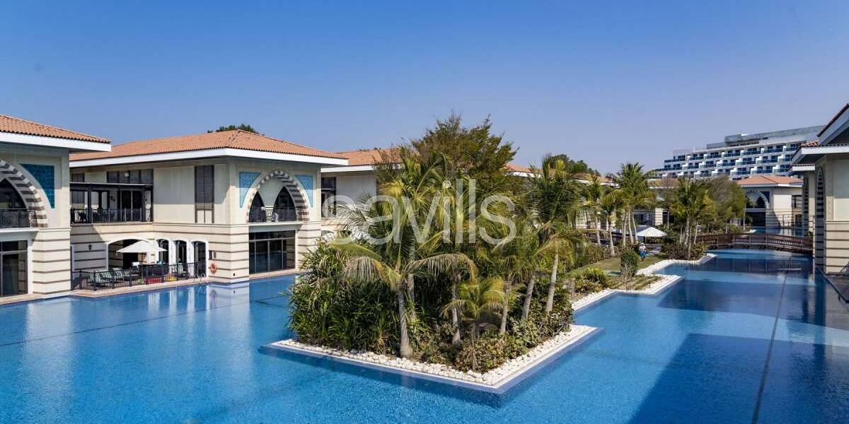  Vacant/ Furnished  5 Beds villa Palm Jumeirah, Dubai, Фото 1