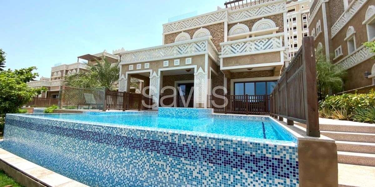  Brand New Sea Facing Triplex Villa w Basement Palm Jumeirah, Dubai, Фото 1