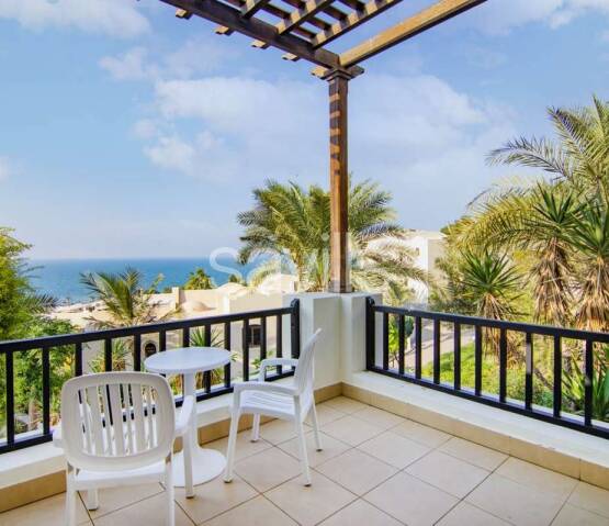  Spectacular views | Immaculate Condition | Throw Away Price United Arab Emirates, Photo 1