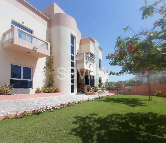  Extraordinary villa with exceptional interior design in Bausher Muscat, Photo 1