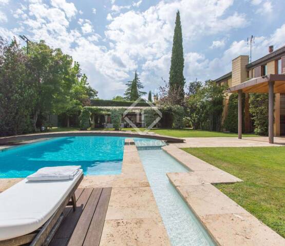  Aravaca A6, Фото 1