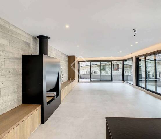  &nbsp; Huesca, Photo 1