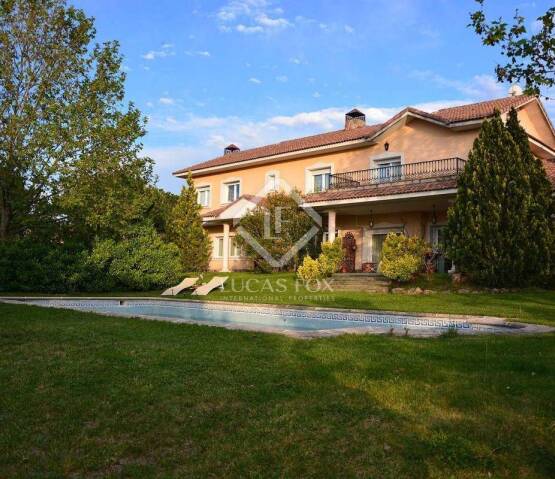  Boadilla del Monte A6, Photo 1