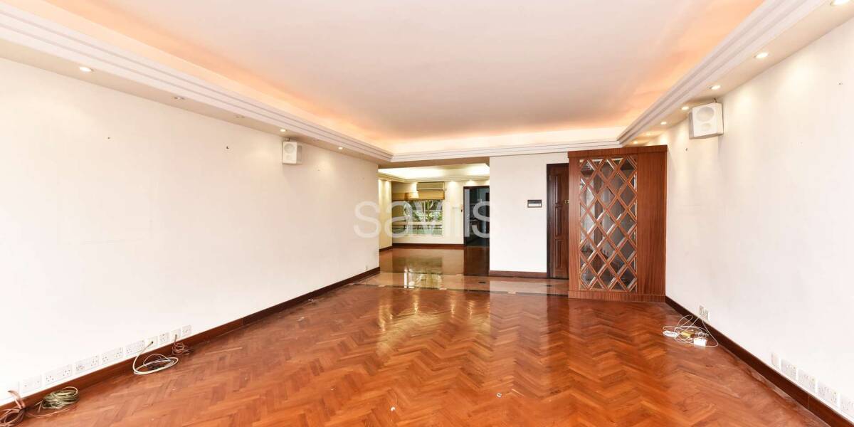 Rent  Savoy Court , Photo 1