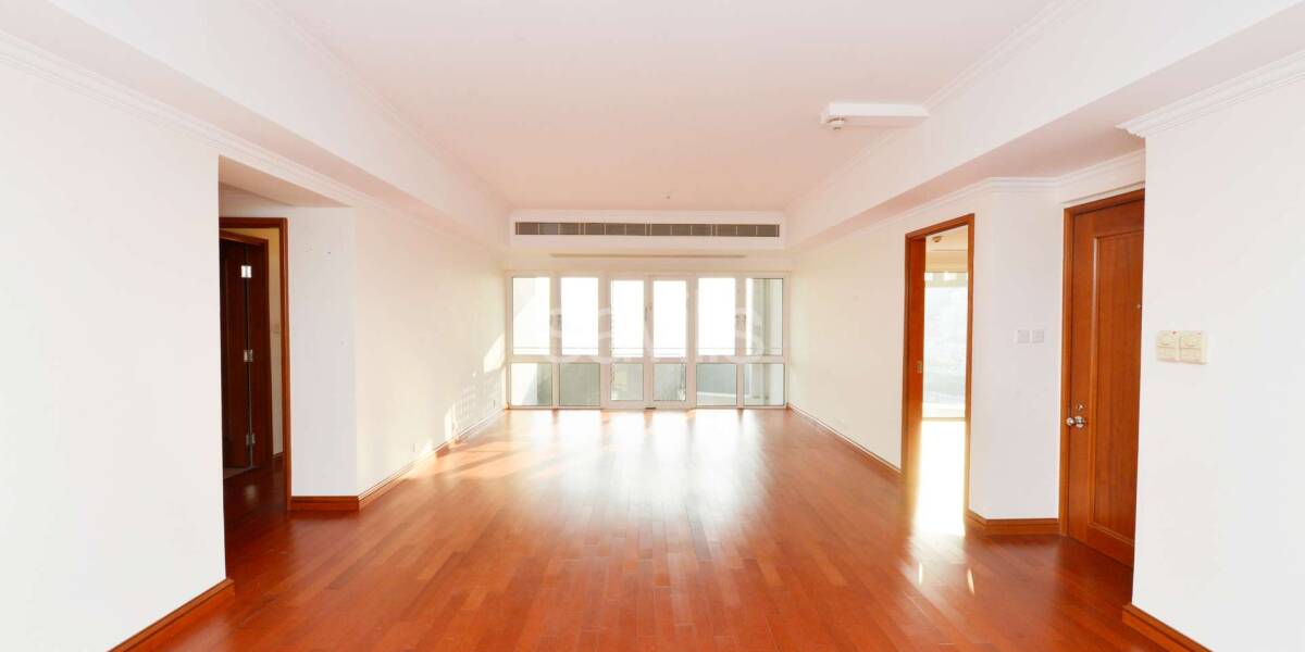 Rent  The Repulse Bay , Photo 1