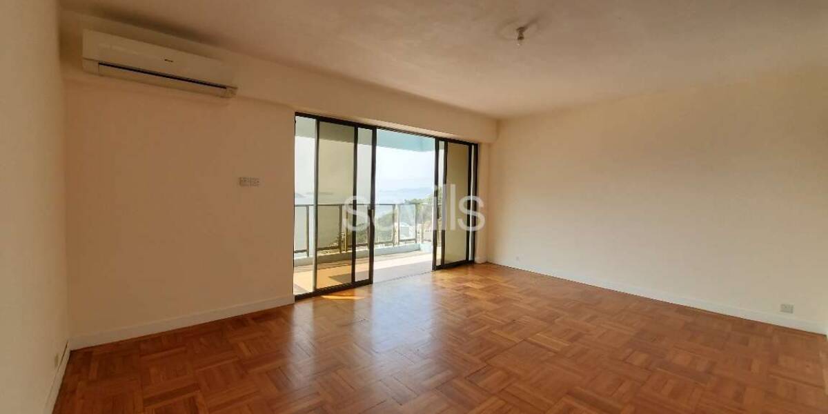 Rent  Repulse Bay Apartments , Photo 1