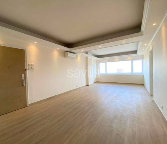 Снять в аренду  Hilltop Apartment North Point Mid-Level, Фото 1