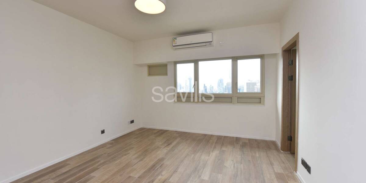 Rent  St Joan Court , Photo 1