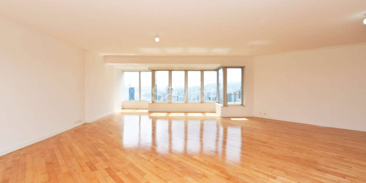 Rent  Tregunter Tower , Photo 1