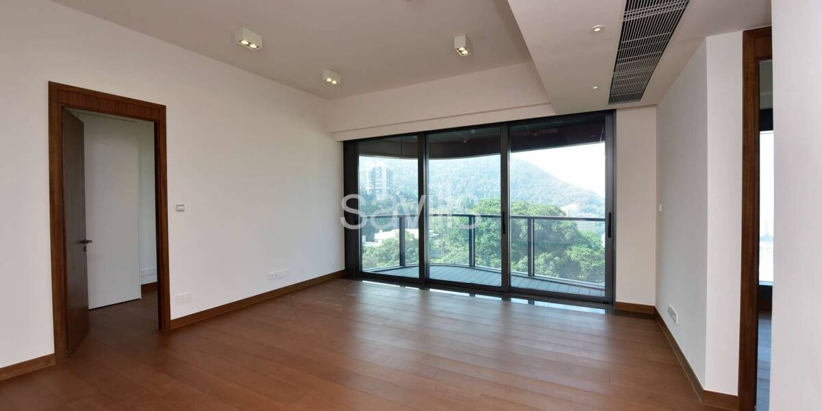 Rent  University Heights , Photo 1