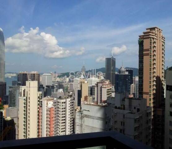 Rent  Azura Western Mid-Level, Photo 1