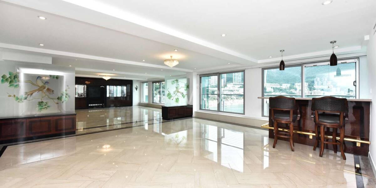 Rent  56 Repulse Bay Road , Photo 1