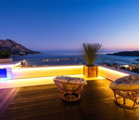  Stunning Penthouse With Views Budva, Фото 1