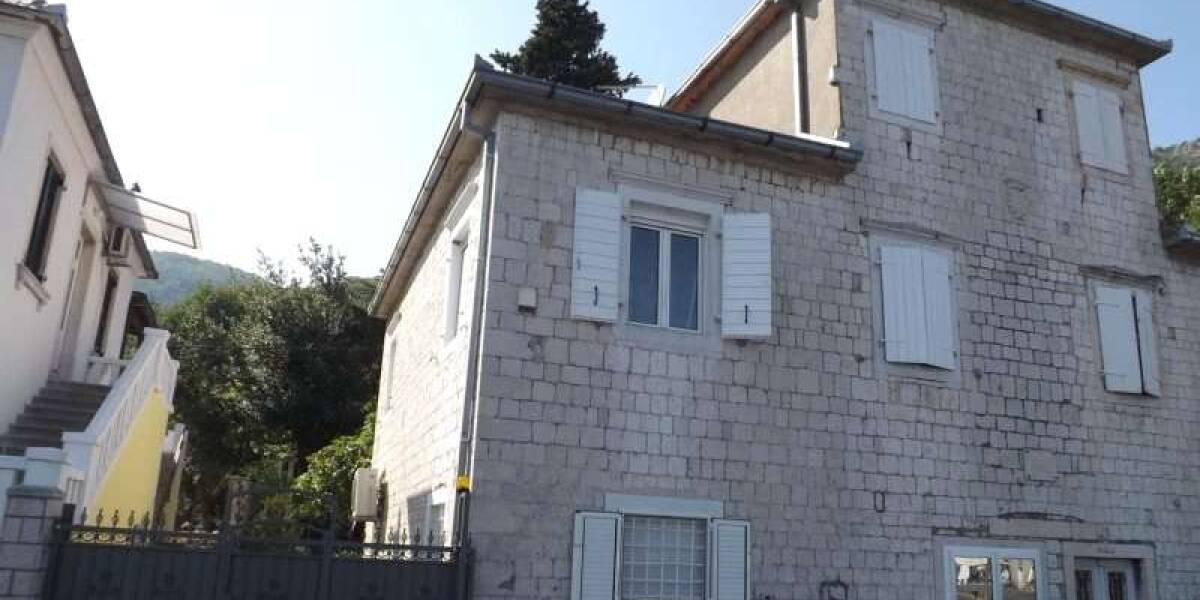  Stone House With Sea VIew Herceg Novi, Montenegro, Фото 1