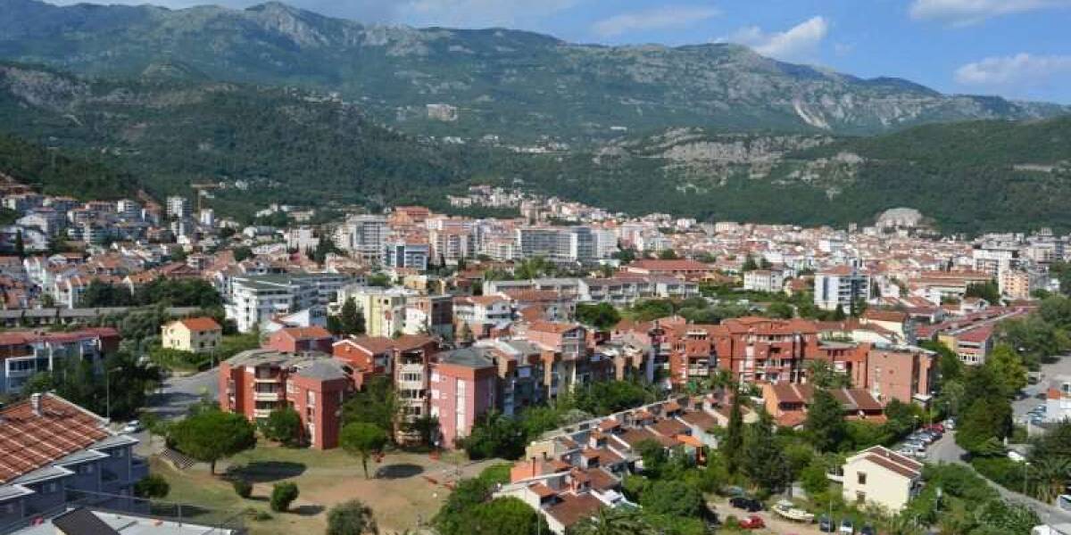  Spacious Apartment With VIew Budva Riviera, Montenegro, Фото 1