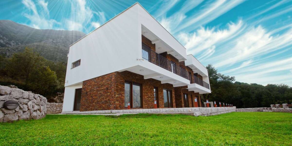  Superior Quality VIlla In Prcanj , Photo 1