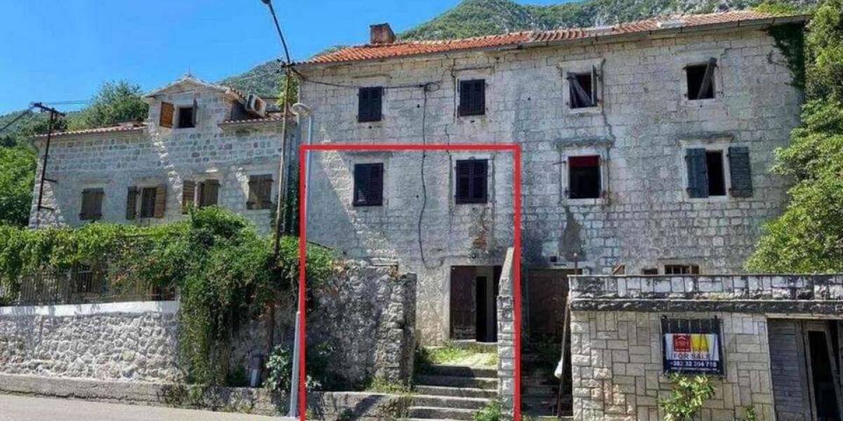  Stone House On The First Line Prcanj, Kotor, Montenegro, Фото 1