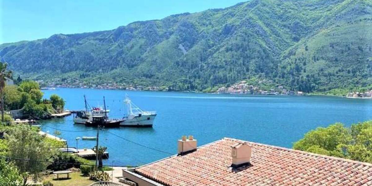  Apartment Near The Sea In Kotor Dobrota, Kotor Bay, Montenegro, Фото 1