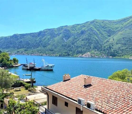  Apartment Near The Sea In Kotor Центральный регион, Фото 1