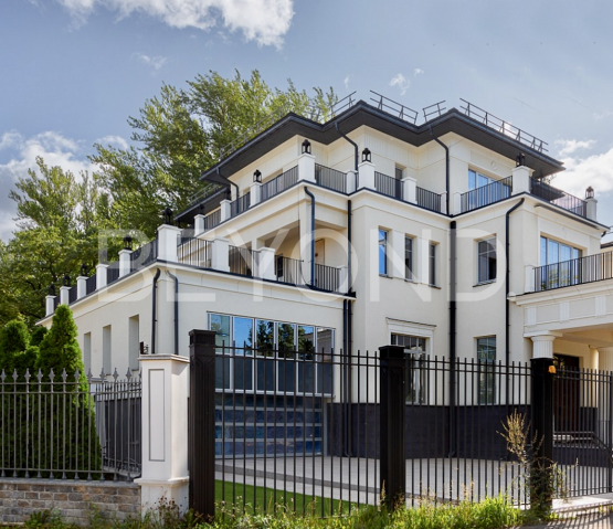 Apartment, 10 rooms &nbsp; Санкт-Петербург г., г. Санкт-Петербург, Петроградский район, наб. реки Крестовки, 3а, Photo 1